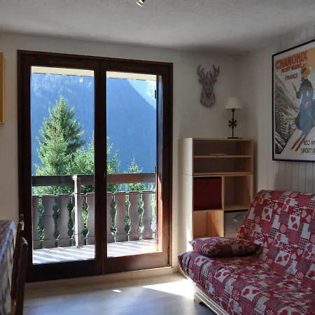 דירה Proche Village Avec Parking - Fr-1-693-52 *