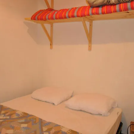 Proche Village Avec Parking - Fr-1-693-52 דירה *
