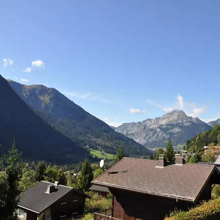 Proche Village Avec Parking - Fr-1-693-52 *